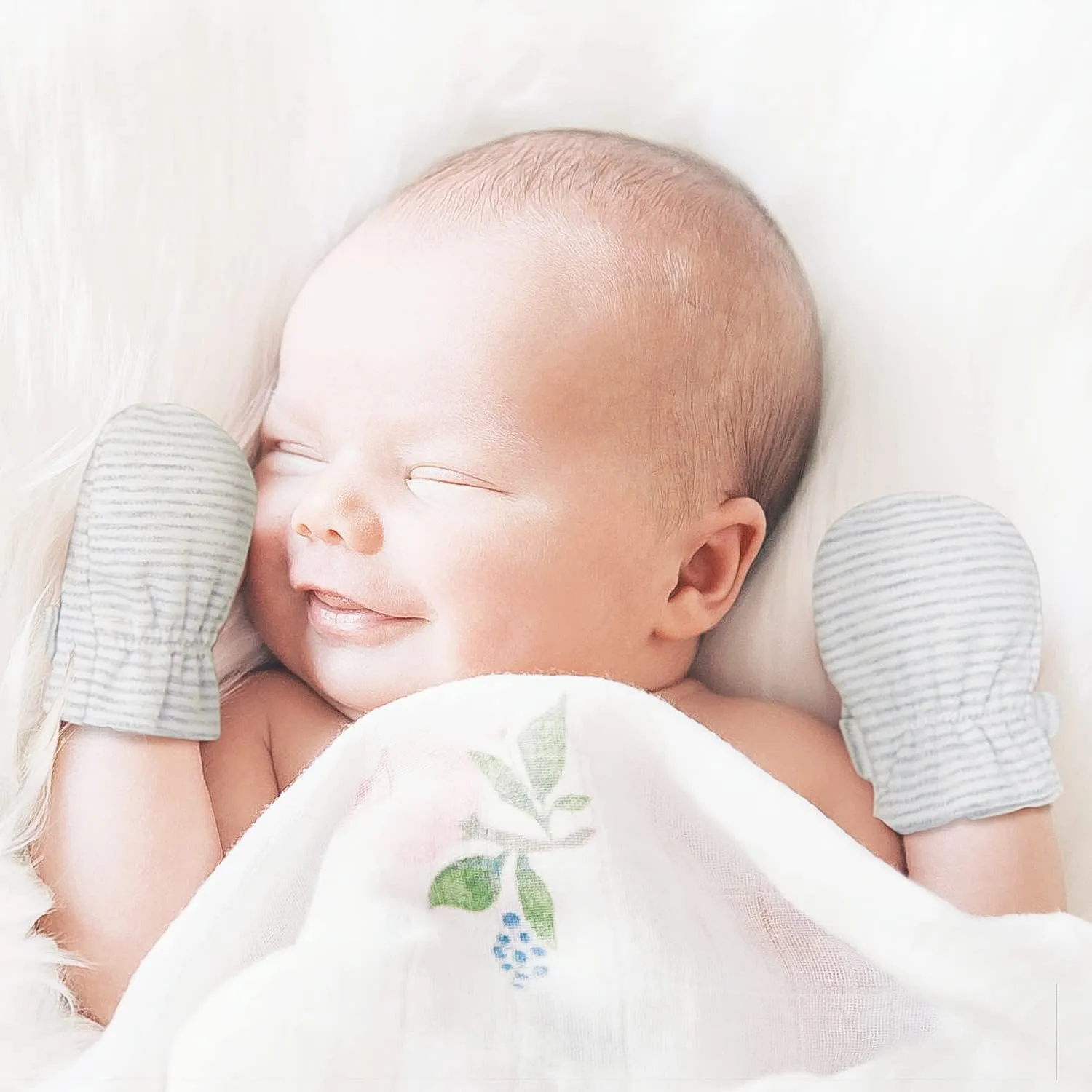 Newborn Baby No Scratch Mittens Stay On, 100% Cotton Breathable, Adjustable Infant Gloves for Baby Boys Girls Mittens